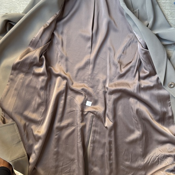 St. John Gray Blazer Coat - Picture 11 of 12